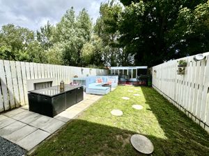 Photo 14- click for photo gallery